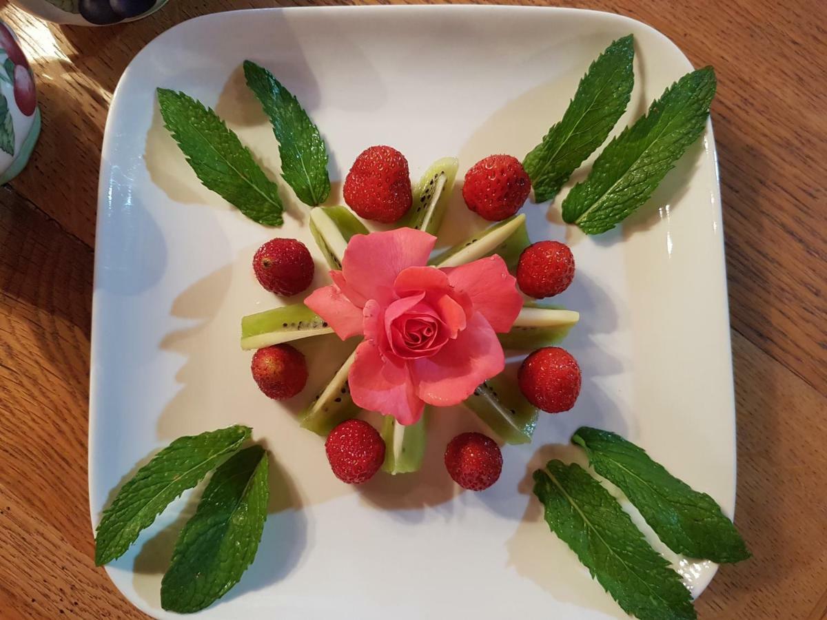 Biohof Hausberg Bed and breakfast