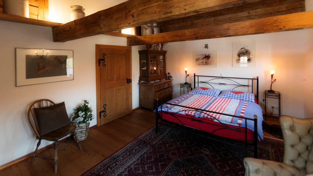 Biohof Hausberg Bed and breakfast