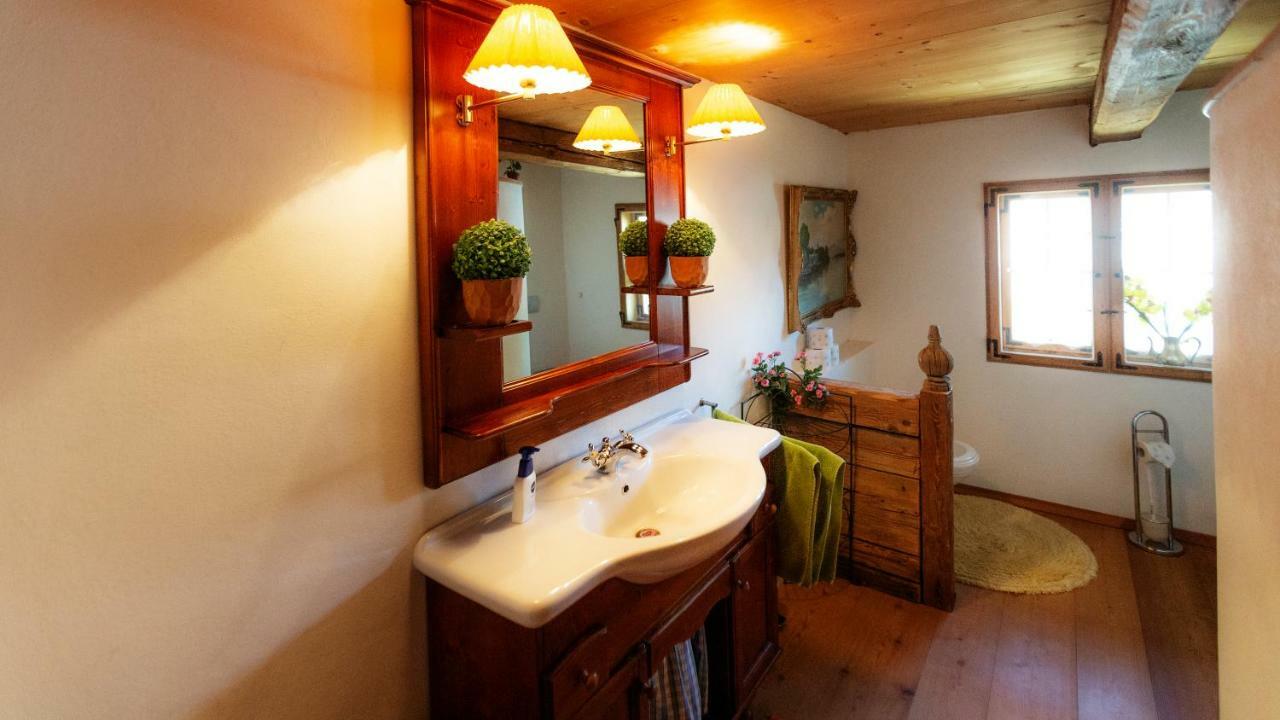 Biohof Hausberg Bed and breakfast *